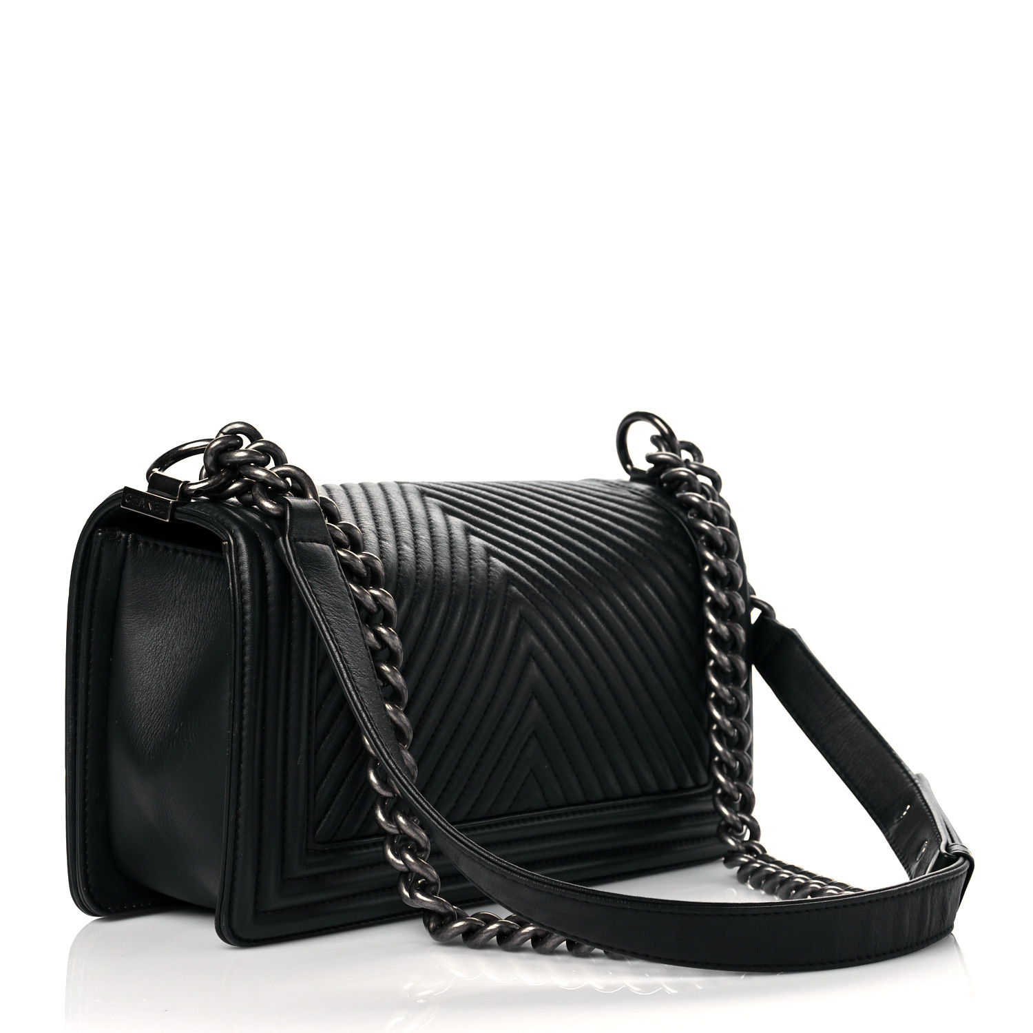 Chanel Lambskin Chevron Quilted Medium Boy Flap Black - Image 2