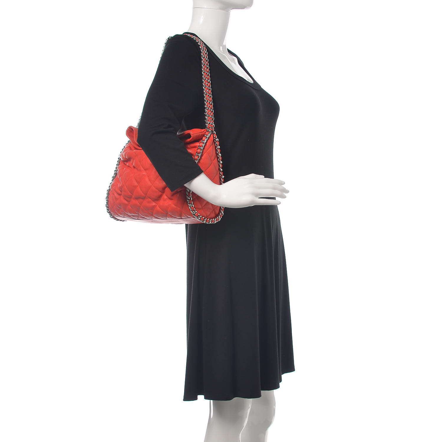 Chanel Washed Lambskin Chain Around Hobo Red - Image 6