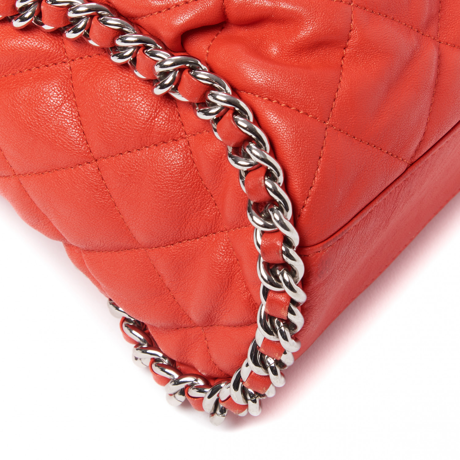 Chanel Washed Lambskin Chain Around Hobo Red - Image 5
