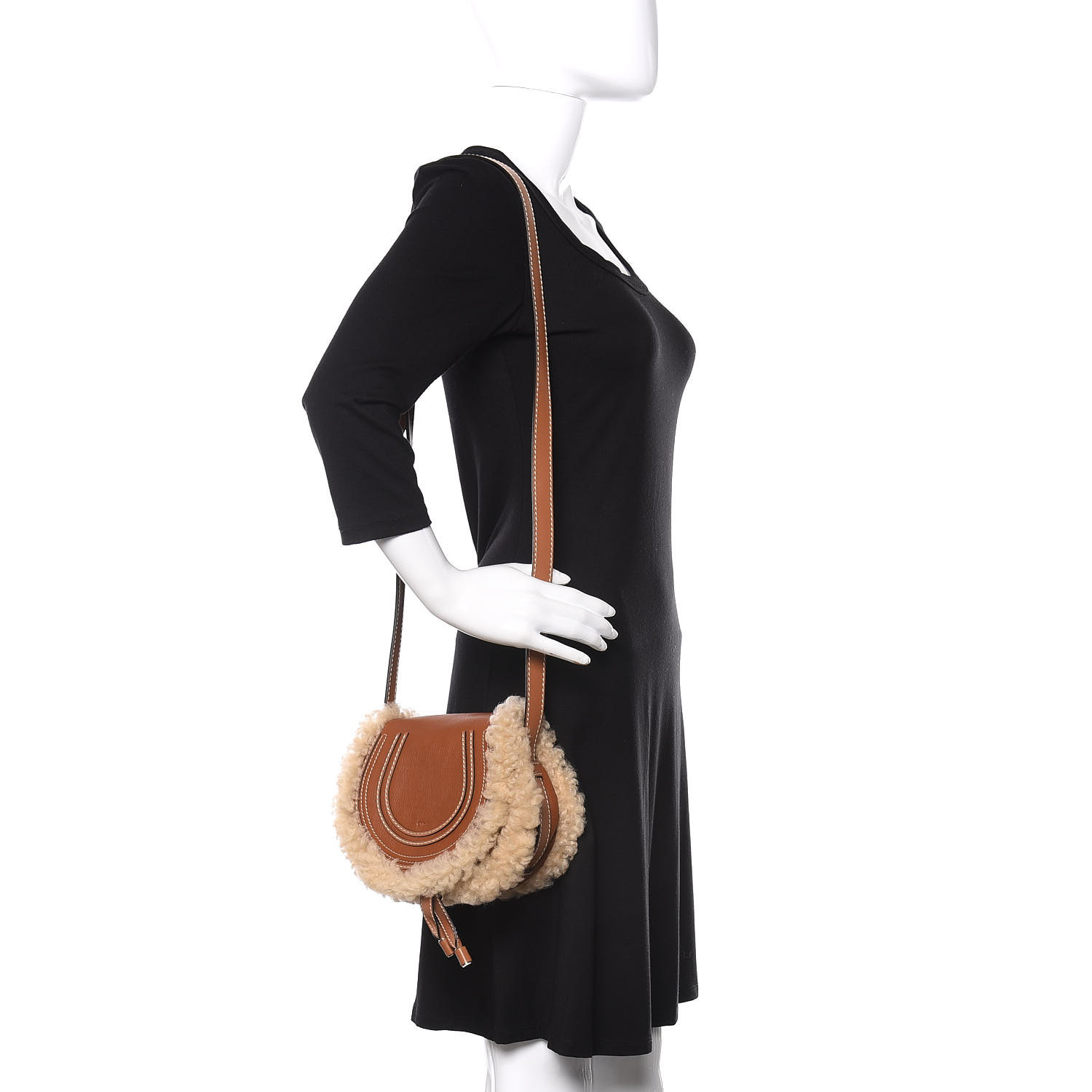 Chloe Small Grain Shiny Calfskin Shearling Small Marcie Round Crossbody Bag Caramel - Image 5