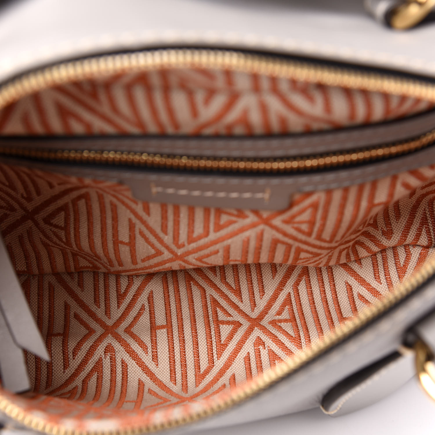 Chloe Calfskin Small Daria Stormy Grey - Image 4