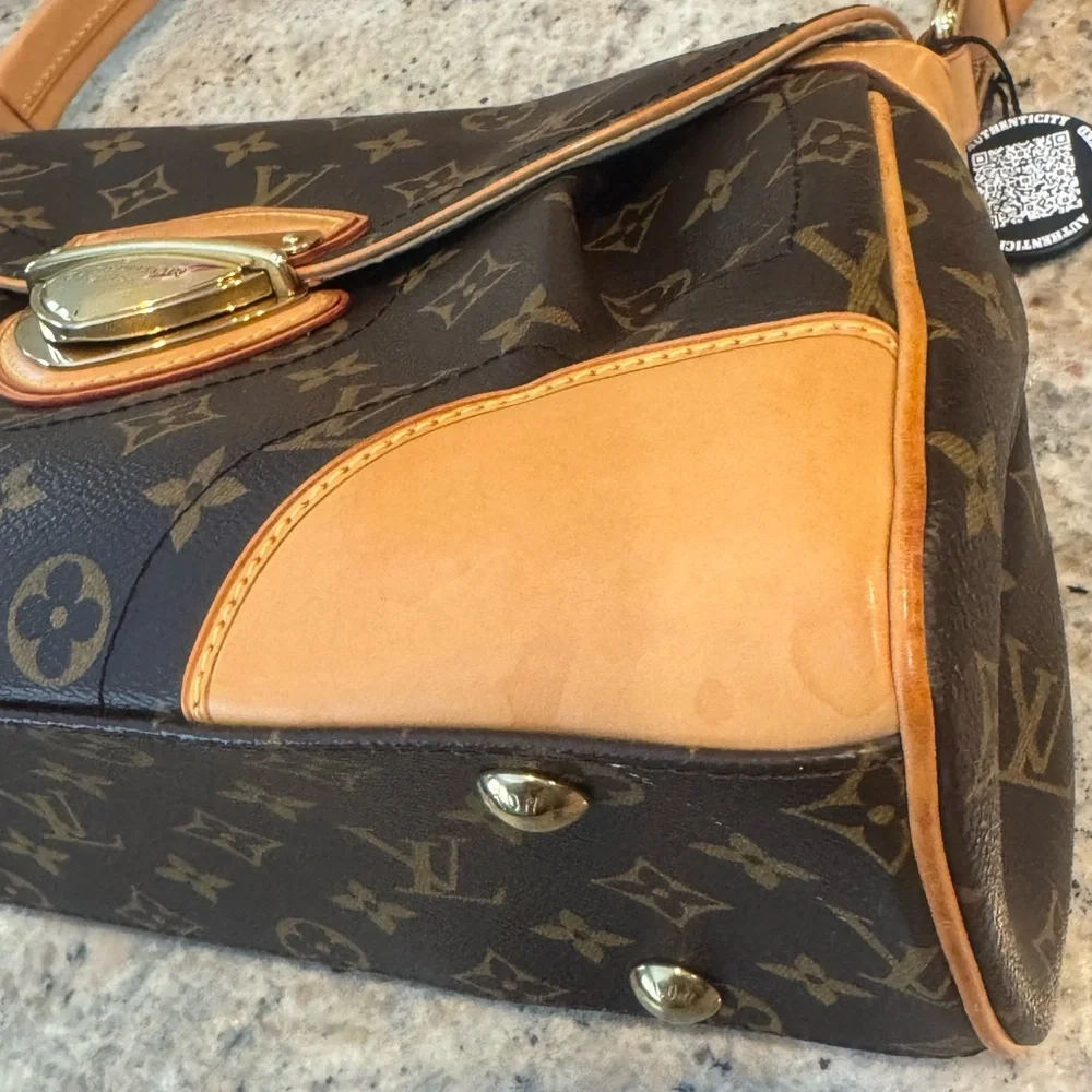 Louis Vuitton Beverly Monogram MM Shoulder Bag - Image 10