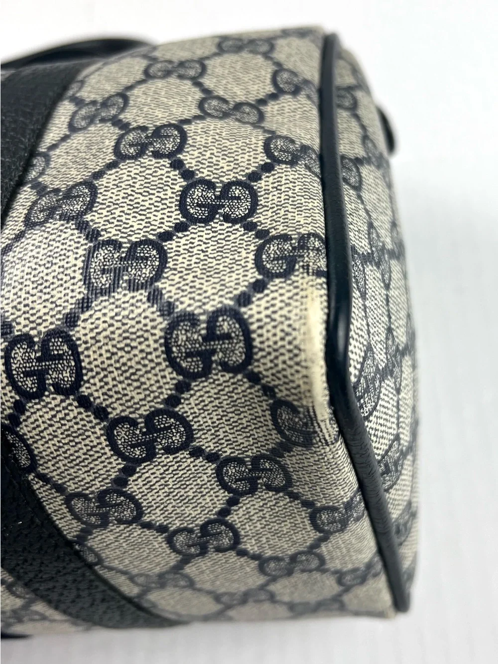 Authentic Vintage Gucci Accessory Collection GG Supreme Vintage Boston Bag - Image 8