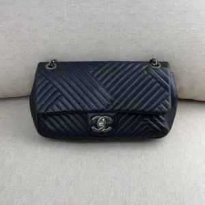 CHANEL Black Lambskin Chevron Flap Bag Medium
