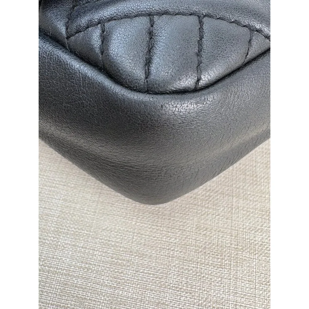 CHANEL Black Lambskin Chevron Flap Bag Medium - Image 12