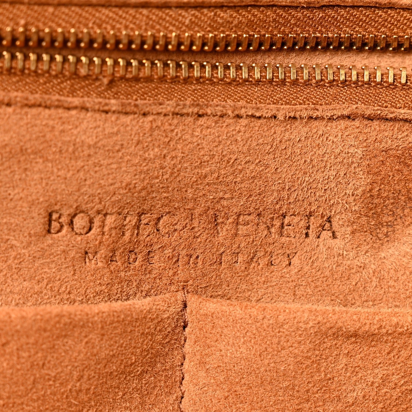 Bottega Veneta French Calfskin Maxi Intrecciato Medium Arco Bianco - Image 6