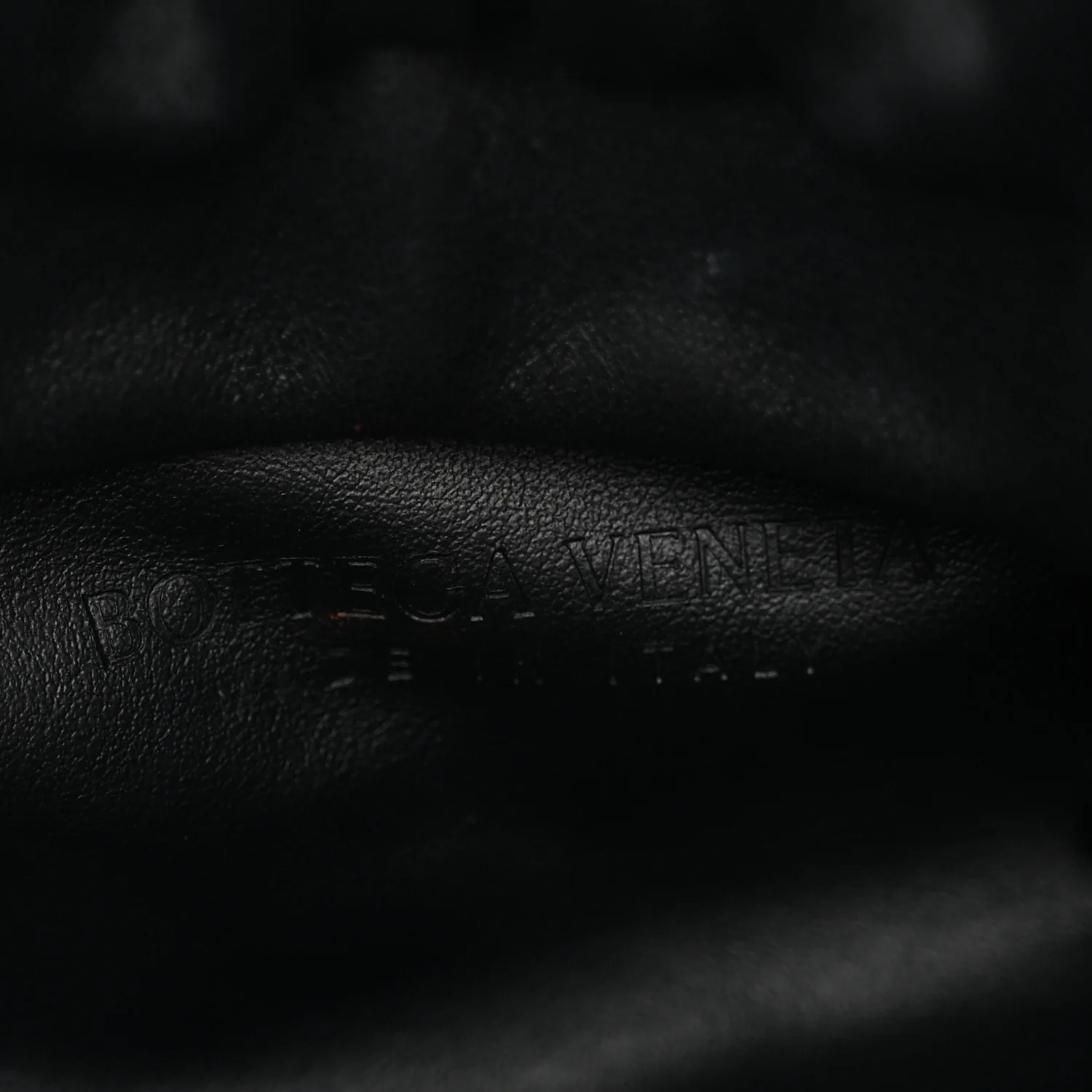 Bottega Veneta Calfskin The Pouch Chain Black - Image 6
