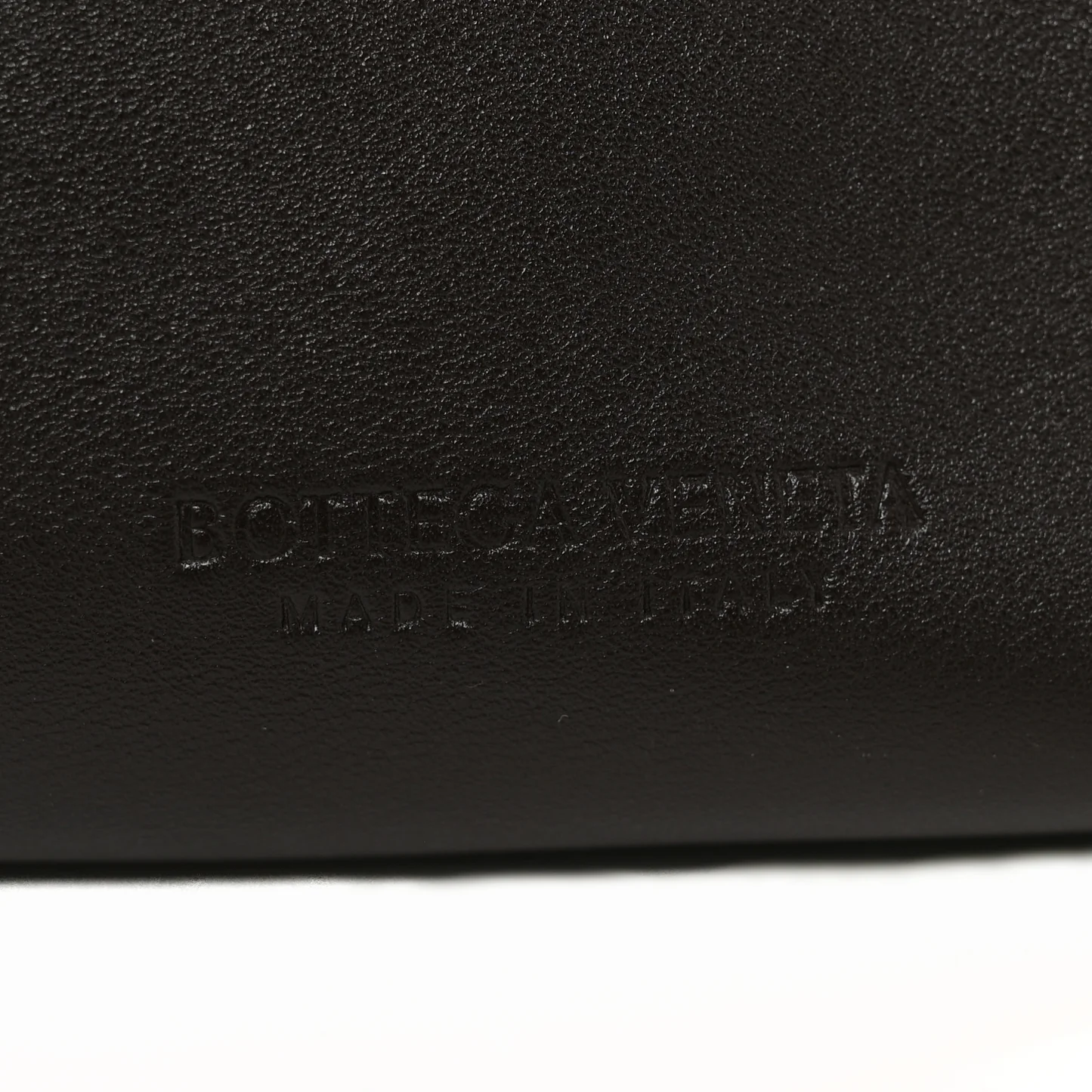 Bottega Veneta Silky Calfskin Large Ciao Ciao Fondant - Image 6