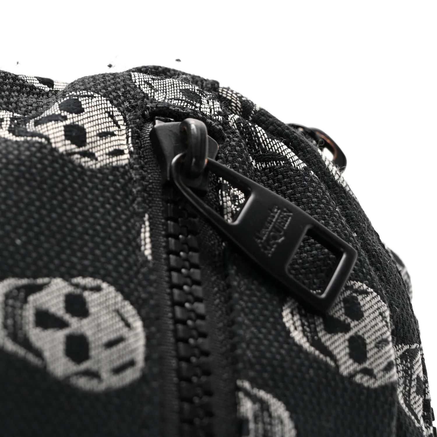 Alexander McQueen Jacquard Skull Belt Bag Black White - Image 10