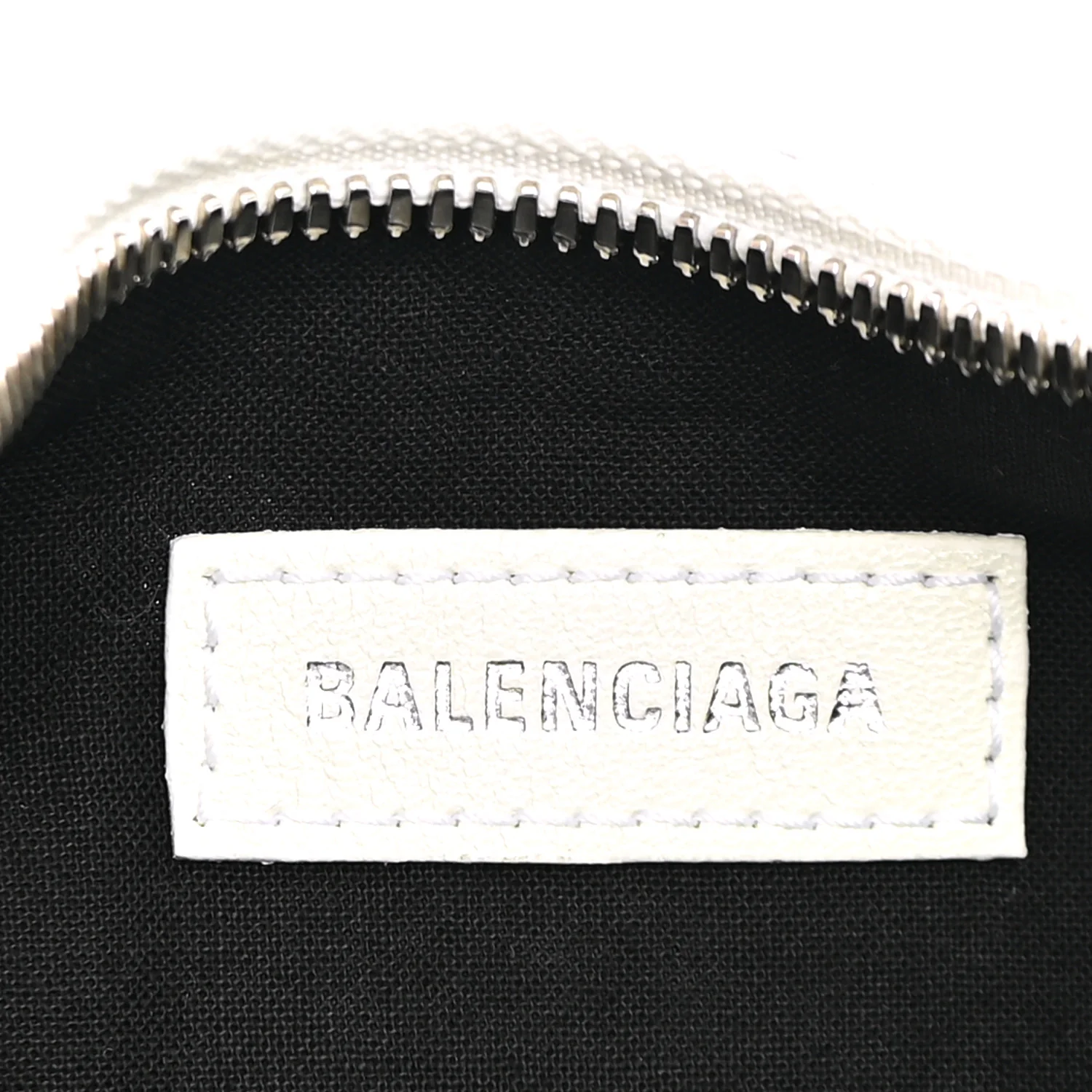 Balenciaga Agneau Arena Le Cagole Shoulder Bag XS Optic White - Image 6