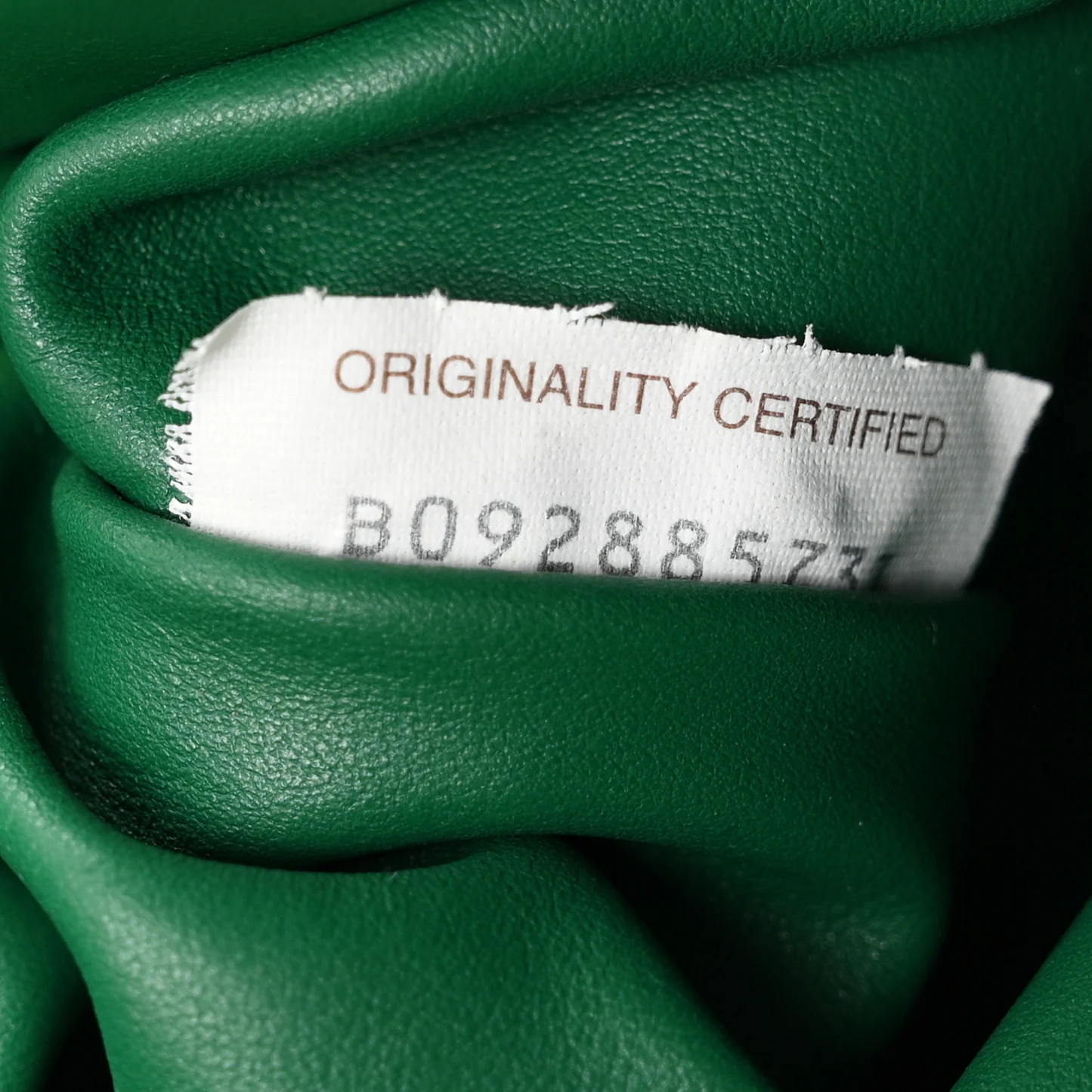 Bottega Veneta Calfskin The Pouch Chain Racing Green - Image 7