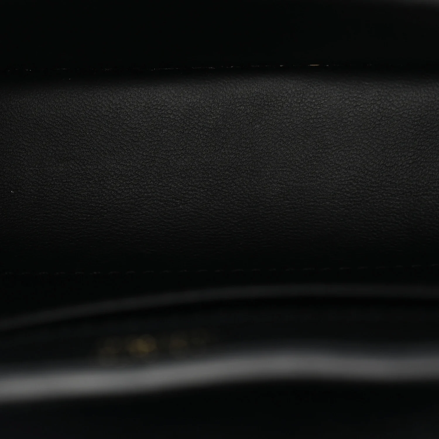 Louis Vuitton Taurillon Mini Capucines Black - Image 5