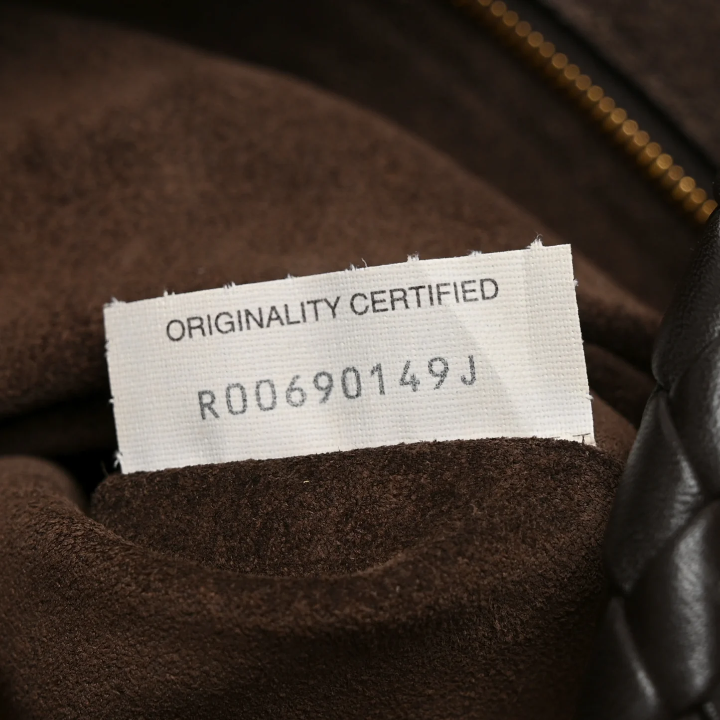 Bottega Veneta Silky Calfskin Large Ciao Ciao Fondant - Image 7