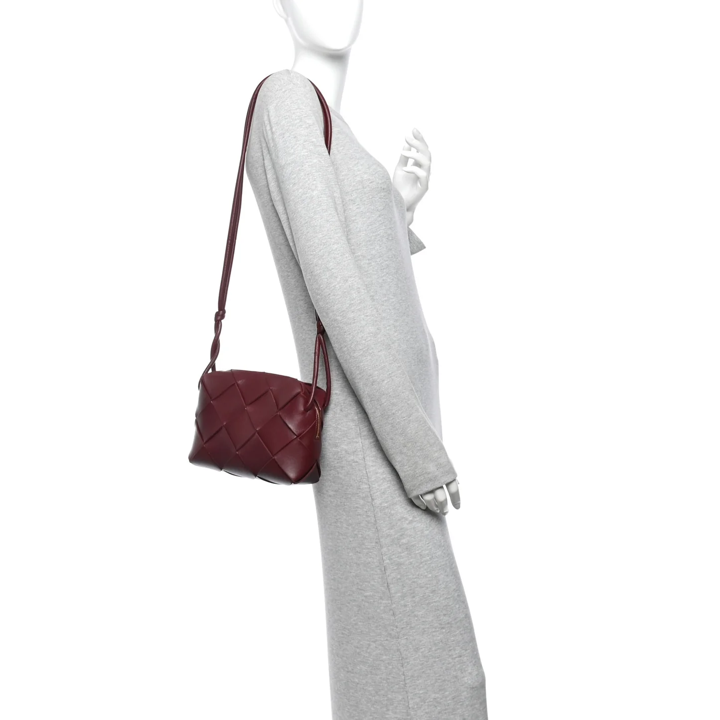 Bottega Veneta Lambskin Maxi Intrecciato Small Cassette Camera Bag Barolo - Image 3